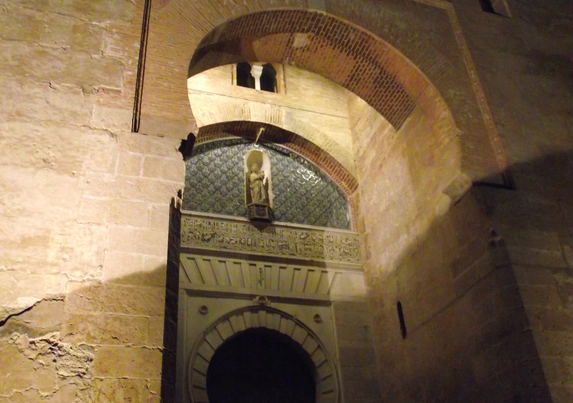 visitas guia oficial español noche a la Alhambra para grupos privados